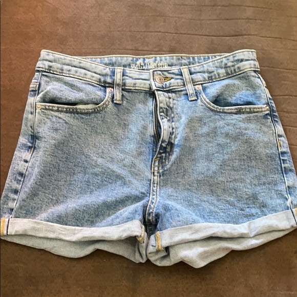 Wild Fable Mom shorts - Picture 1 of 2